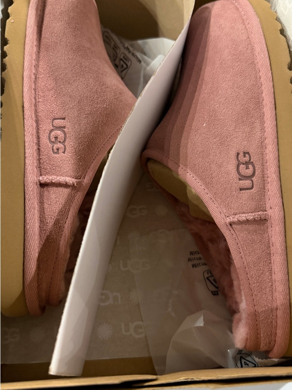 uggs kids classic slip on size 6 pink